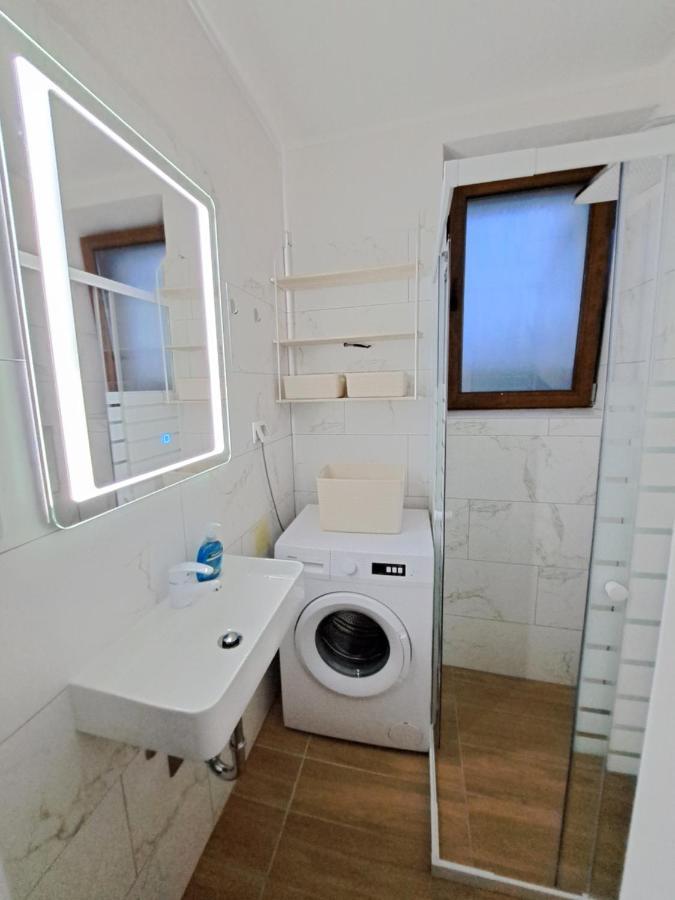 Meressa Nina&Leo Studio Apartments Novigrad  ภายนอก รูปภาพ