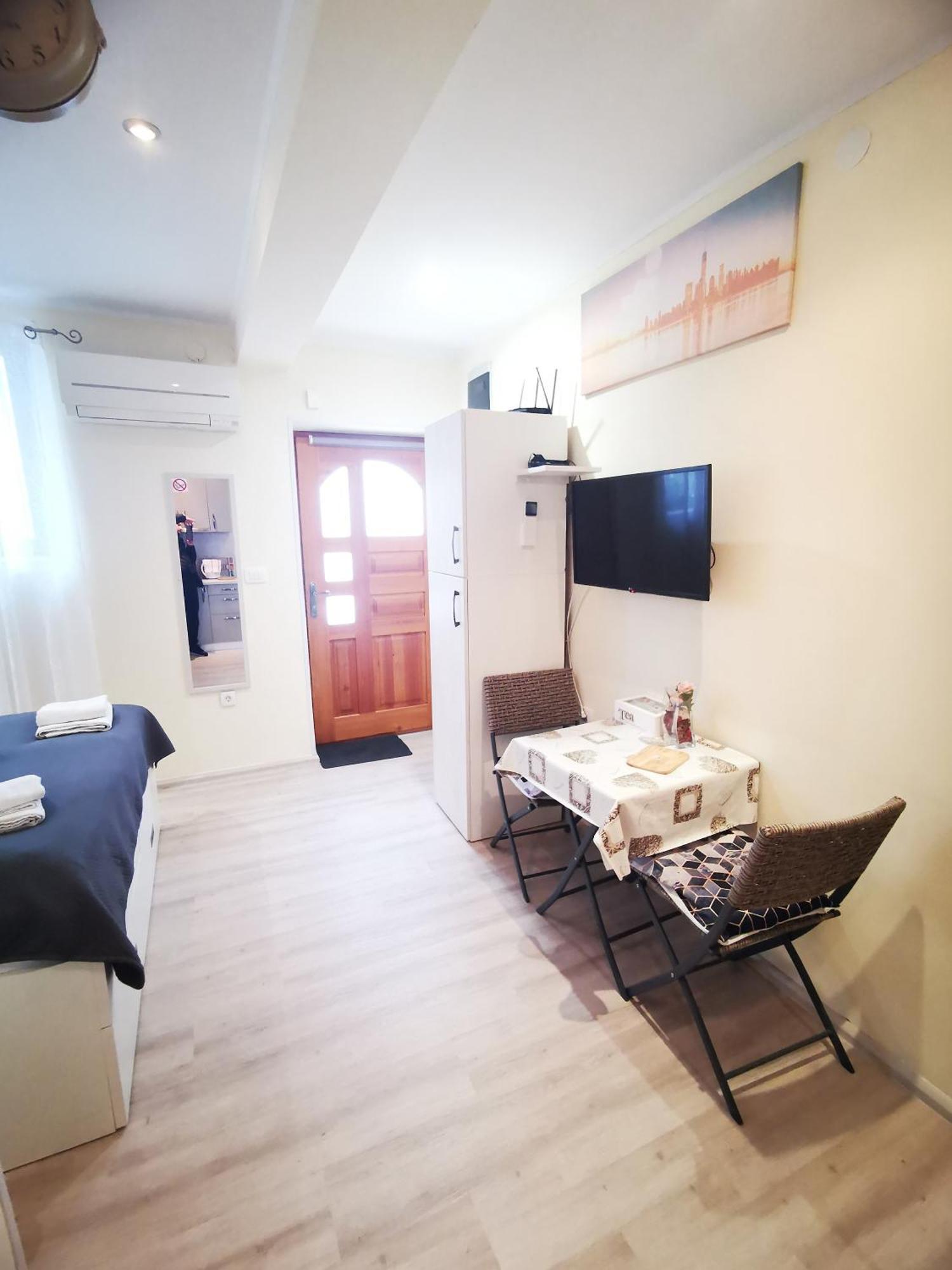 Meressa Nina&Leo Studio Apartments Novigrad  ภายนอก รูปภาพ