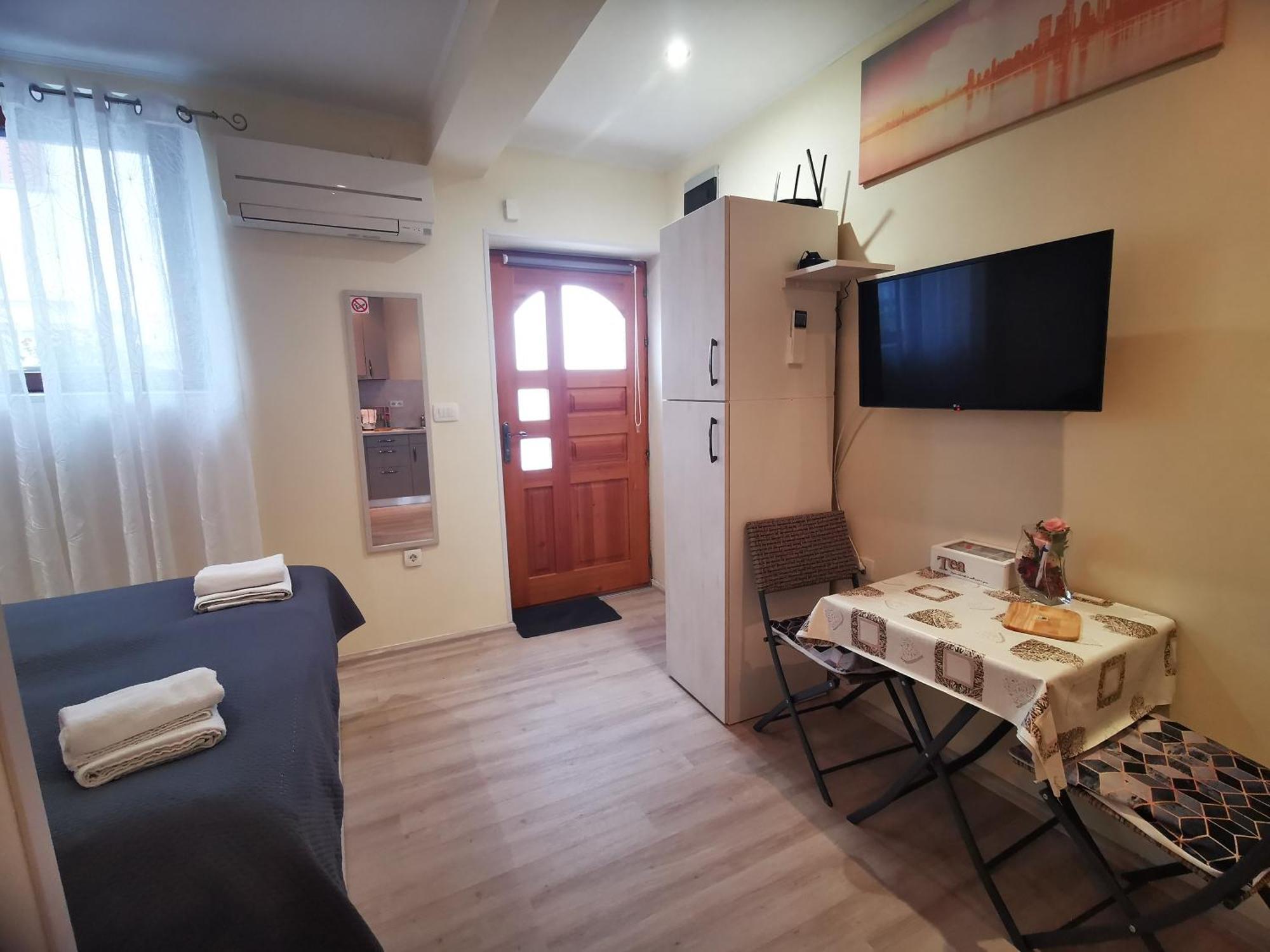 Meressa Nina&Leo Studio Apartments Novigrad  ภายนอก รูปภาพ